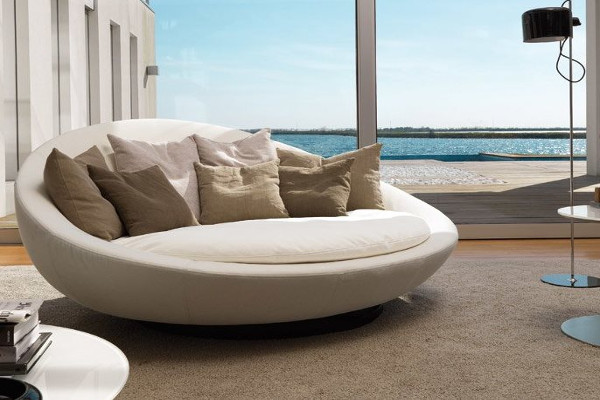 Désirée sofas: at Pellegrinelli Arreda in Milan you can find Monopoli and many other amazing models